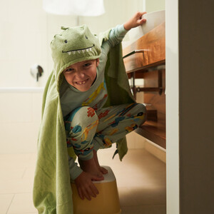 Child playing in the 4 star city hotel Henriette, Vienna